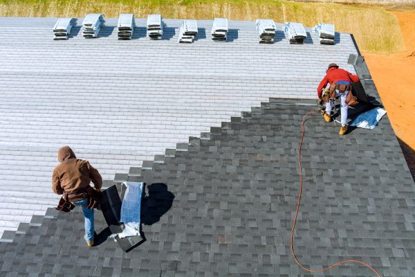 Shingles Repair in Torrington
